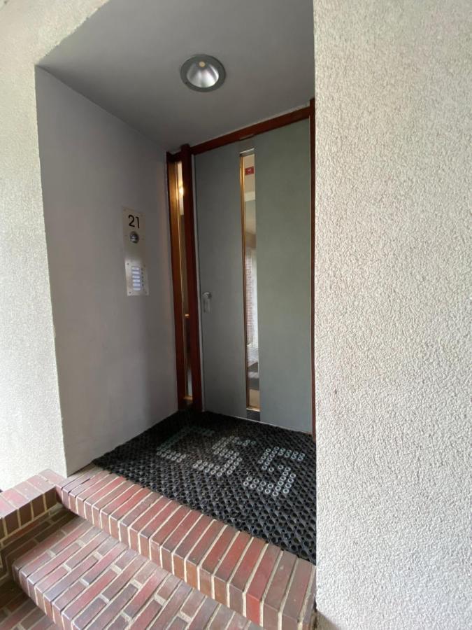Schoene Grosse 4 Zimmer-Altbauwohnung Kiel Exterior foto