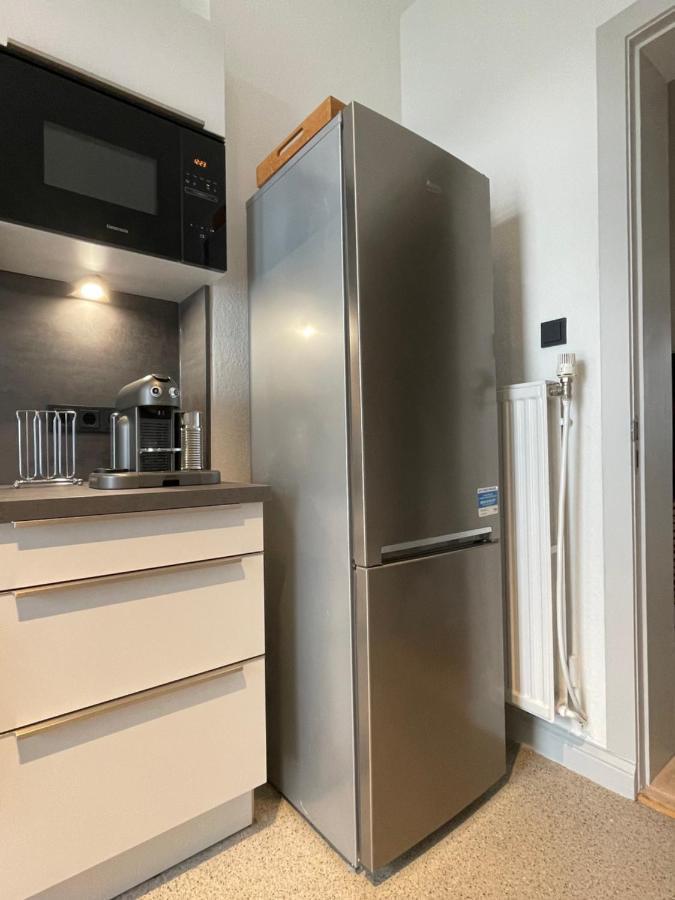 Schoene Grosse 4 Zimmer-Altbauwohnung Kiel Exterior foto